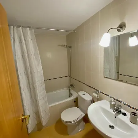Haven:2br+2bth+wf+pool Cambrils