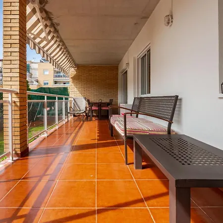 Haven:2br+2bth+wf+pool Апартаменты