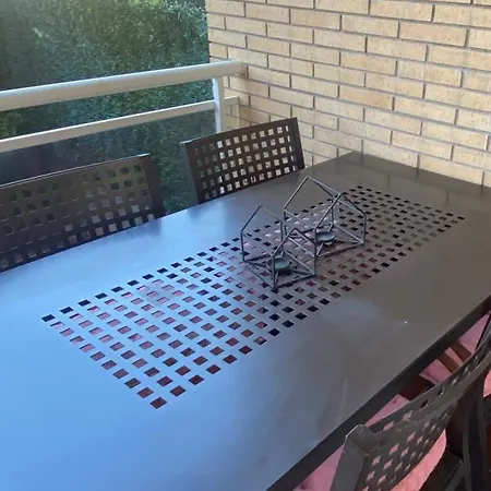 Haven:2br+2bth+wf+pool